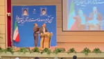 Video: Tỉnh trưởng Iran bị tát lật mặt trong lúc tuyên thệ nhậm chức
