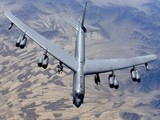 Bộ trưởng Quốc phòng Nga cáo buộc Mỹ cho máy bay B-52 luyện tập tấn công hạt nhân ngay sát biên giới Nga (Ảnh: Đông Phương).
