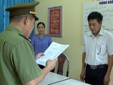 Công an tỉnh Sơn La đọc lệnh khởi tố bị can Trần Xuân Yến.