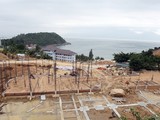 Nền móng các cụm biệt thự tại Dự án Khu du lịch biển Tiên Sa trên bán đảo Sơn Trà