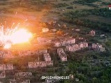 Hỏa lực kinh hoàng pháo phản lực nhiệt áp TOS-1A. Ảnh video Boennaya Hronika.