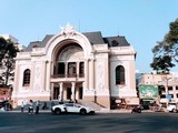 Nhà hát TP.HCM hiện tại ở trung tâm thành phố nhưng Nhà hát Giao hưởng Nhạc vũ kịch phải thuê địa điểm này để biểu diễn (Ảnh: Hoà Bình)