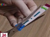 Que thử HIV, viêm gan B bị cắt đôi trước khi làm xét nghiệm cho bệnh nhân (Ảnh: VTV 24)