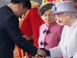 Video: Nữ hoàng Anh chê quan chức Trung Quốc lỗ mãng