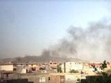 Cột khói đen bốc lên sau một vụ nổ lớn ở thủ đô Kabul (Ảnh: Reuters)