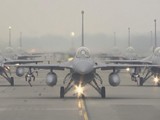 Đài Loan tạm ngừng phi đội F-16V sau vụ tai nạn xảy ra ngày 11/1 vừa qua (Ảnh: AP)