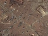 Ảnh vệ tinh cho thấy Nga điều nhiều trực thăng chiến đấu tới Crimea (Ảnh: Maxar)