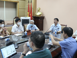 GS.TS. Nguyễn Văn Kính chủ trì họp Hội đồng chuyên môn cập nhật hướng dẫn chẩn đoán và điều trị COVID-19 (Ảnh - BYT)
