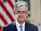 Chủ tịch Fed Jerome Powell hứng chịu làn sóng phẫn nộ do không phản ứng sớm với lạm phát (Ảnh: Internet)