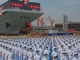 Quang cảnh lễ hạ thủy và đặt tên tàu Phúc Kiến (Ảnh: CCTV).