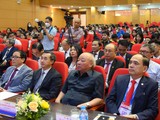 Các đại biểu dự lễ khai mạc Hội nghị Khoa học và Công nghệ tuổi trẻ ngành y tế lần thứ 21 tại Trường Đại học Y Hà Nội