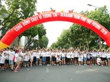 Gần 2300 người tham gia "SeABank Run For The Future 2019" tại Hà Nội
