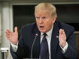 Tổng thống Trump dọa ngừng tài trợ vĩnh viễn đối với WHO (Ảnh: Axios)