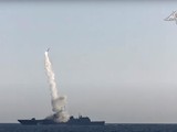 Tên lửa vượt âm Zircon của Nga tiêu diệt gọn mục tiêu với vận tốc Mach 7 (Ảnh: Reuters)