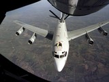 Máy bay WC-135 Constant Phoenix trong một chuyến bay (Ảnh: AP)