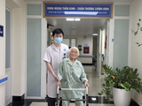 Bệnh nhân 102 tuổi hồi phục sau khi được thay khớp háng (Ảnh - BVCC)