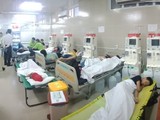 Nhiều trẻ em nhập viện sau khi ăn xôi gà. Ảnh: HL