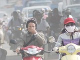 Nhiều khoảng thời gian trong năm, các thành phố lớn ở Việt Nam bị ô nhiễm không khí nghiêm trọng. Ảnh: Dân Sinh