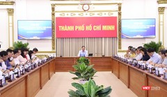 Chủ tịch UBND TP.HCM Phan Văn Mãi chỉ đạo tại cuộc họp về tình hình kinh tế xã hội sáng ngày 4/8