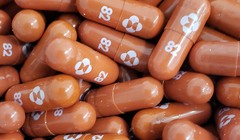 Molnupiravir được Ấn Độ cấp phép sử dụng, nhưng chưa có trong phác đồ điều trị COVID-19 ở nước này (Ảnh: Reuters)