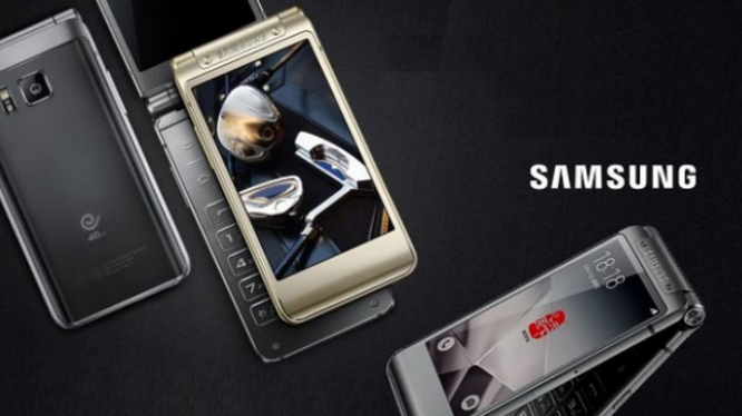 Samsung sắp tung ra smartphone nắp gập