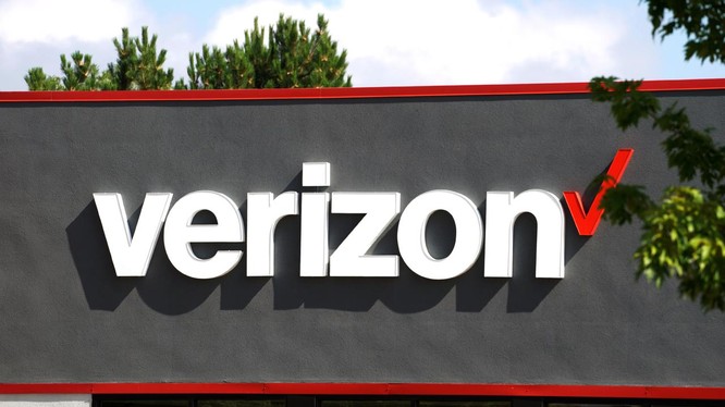 Tuyên bố đòi Verizon bồi thường 1 tỷ USD vì vi phạm bằng sáng chế được Huawei đưa ra trong bối cảnh căng thăng Trung - Mỹ ngày một leo thang. Ảnh: Reuters