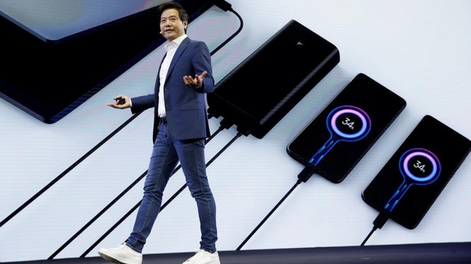 Lei Jun, Chủ tịch đồng sáng lập, CEO của Xiaomi. Ảnh: Trtworld