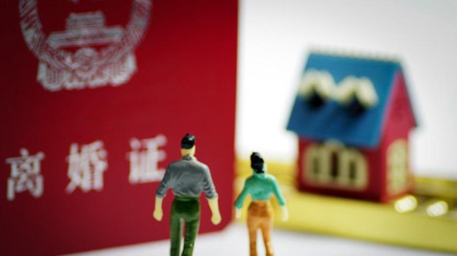 Ly hôn giả trở thành công cụ để các cặp vợ chồng Trung Quốc sở hữu thêm bất động sản. Ảnh: Sixthtone