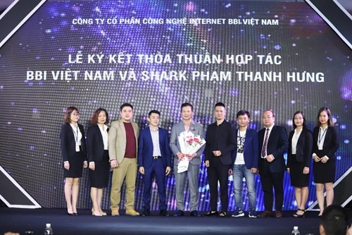 Lễ ký kết của BBI Việt Nam và "Shark" Phạm Thanh Hưng (Nguồn: Internet)