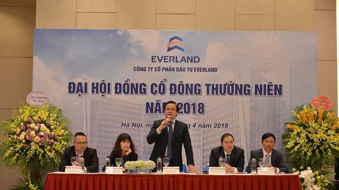 Ông Lê Đình Vinh - Chủ tịch Hội đồng quản trị Công ty Cổ phần Đầu tư Everland phát biểu tại cuộc họp ĐHĐCĐ thường niên năm 2018 (Nguồn: EVG)