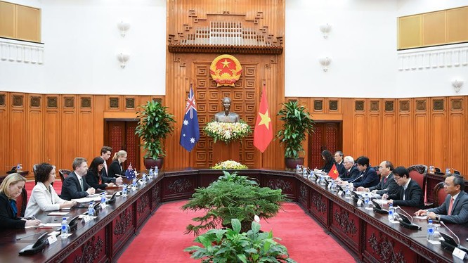 Toàn cảnh buổi tiếp Chủ tịch Thượng viện Australia Scott Ryan của Thủ tướng Chính phủ Nguyễn Xuân Phúc (Ảnh: VGP)