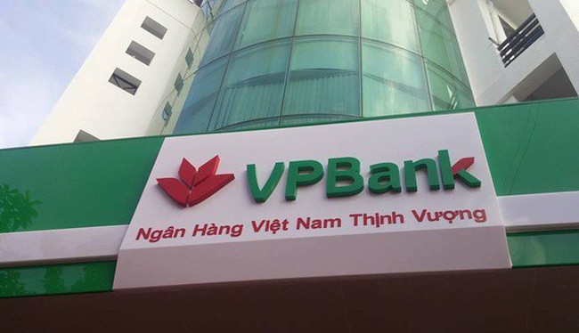 VPBank vừa nhận thế chấp toàn bộ cổ phần của Hoàng Trường vừa là trái chủ của 925 tỷ đồng trái phiếu do công ty này phát hành (Ảnh minh họa - Nguồn: Internet)