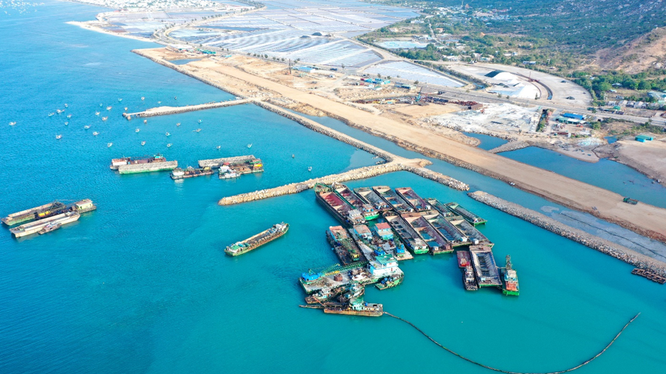 Trungnam Group đặt mục tiêu khai thác cảng Cà Ná từ quý 2/2022