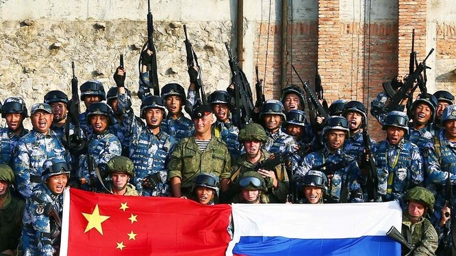 Sự hợp tác quân sự giữa Trung Quốc và Nga ngày càng chặt chẽ với các cuộc tập trận chung trên đất liền, trên biển và tuần tra chung trên không 