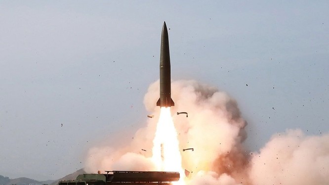 Ngày 10/8 Triều Tiên đã tiến hành phóng thử loại vũ khí mới từ căn cứ ở Hamhung ra vùng biển phía Đông.