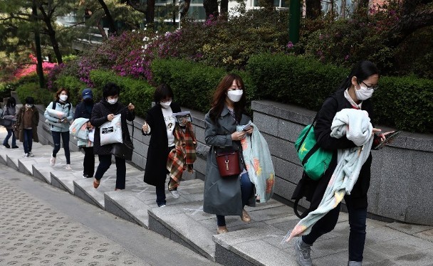 Mặc dù Hàn Quốc đã có tới 263 bệnh nhân đã khỏi bệnh tái dương tính với virus Corona mới nhưng chưa phát hiện những người này gây lây nhiễm (Ảnh: Getty).