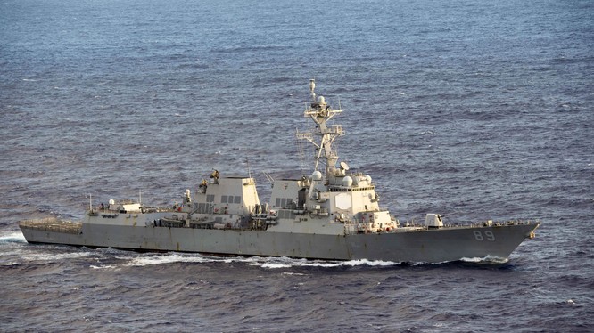 Tàu USS DDG-89 Mustin đi vào vùng biển Hoàng Sa ngày 27/8. (Ảnh: .nanhai.org).