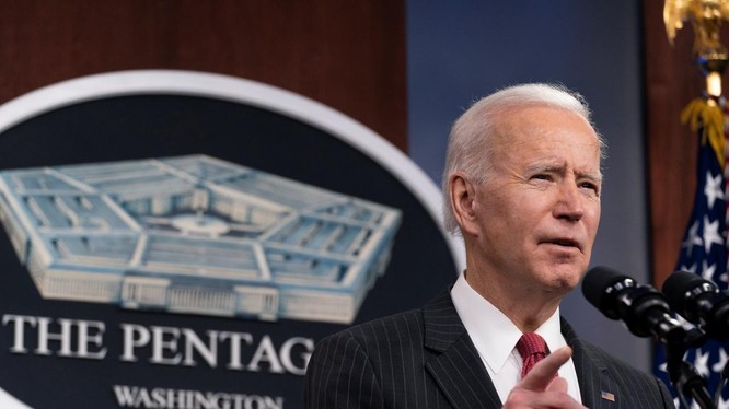 Ngày 10/2, khi đến thăm Lầu Năm Góc, Tổng thống Joe Biden đã tuyên bố thành lập nhóm công tác quân sự đặc biệt về Trung Quốc (Ảnh: RTHK).