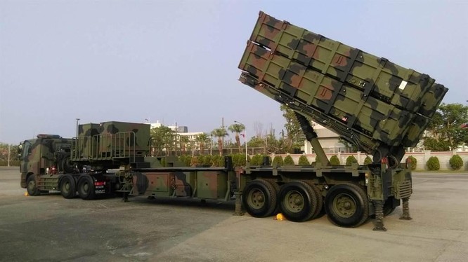 Xe phóng tên lửa của lữ đoàn Hải Phong quân đội Đài Loan (Ảnh: chinatimes).