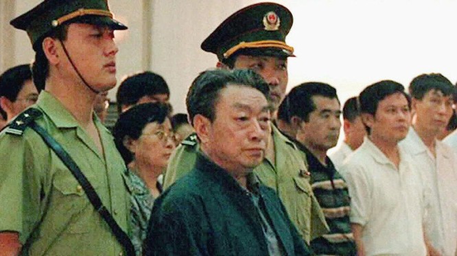 Bí thư thành ủy Bắc Kinh Trần Hy Đồng bị xét xử tại tòa án (Ảnh: Tân Hoa xã).