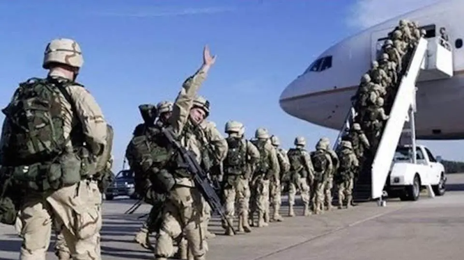 Mỹ vội vã rút quân khỏi Afghanistan dẫn đến sự sụp đổ của chính phủ Kabul và Taliban quay lại nắm quyền (Ảnh: AP).