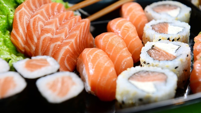 Sushi là món ăn truyền thống nổi tiếng của Nhật Bản. Nguồn: Sushi Sake