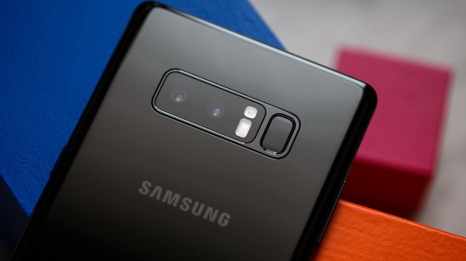 Samsung là một trong những thương hiệu smartphone ăn khách nhất thế giới. Nguồn: CNET