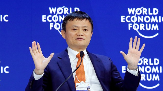 Nhà sáng lập và Chủ tịch điều hành Alibaba Jack Ma phát biểu tại Diễn đàn Kinh tế Thế giới tại Davos. Ảnh: CNBC