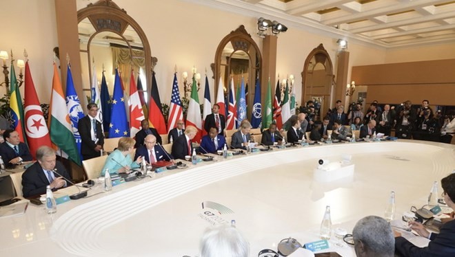 Toàn cảnh Hội nghị thượng đỉnh các nước G7 và lãnh đạo 5 nước châu Phi ở Taormina, ngày 27/5. (Nguồn: EPA/TTXVN)