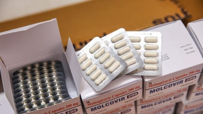 Bộ Y tế đã phân bổ 300.000 liều thuốc Molnupiravir tới 46 tỉnh, thành (ảnh: Moh)