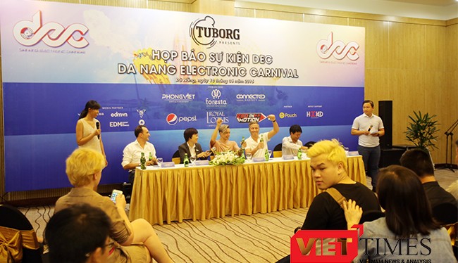 Tối 10/6, tại Đà Nẵng, Công ty Phong Việt Event & Entertainment phối hợp với Connected gency và Foresta tổ chức họp báo công bố đêm nhạc Danang Electronic Carnival (DEC) lần đầu tiên tổ chức tạo Đà Nẵng.