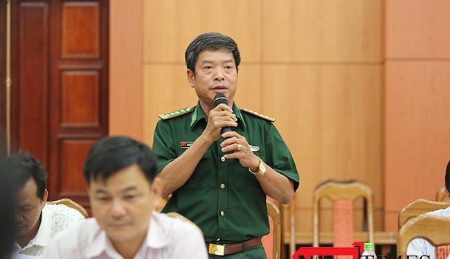 Chiều 30/8, tại buổi Họp báo định kỳ UBND tỉnh Quảng Nam tháng 8/2016, Đại diện Bộ đội biên phòng tỉnh Quảng Nam đã lên tiếng nhận thiếu sót trong công tác quản lý để xảy ra vụ phá rừng pơ mu tại khu vực biên giới tỉnh Quảng Nam với nước bạn Lào.