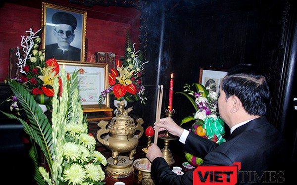 Sáng 1/10, tại TP Tam Kỳ (Quảng Nam), Bộ ngành Trung ương và tỉnh Quảng Nam đã tổ chức long trọng Lễ kỷ niệm 140 năm ngày sinh Quyền Chủ tịch nước Huỳnh Thúc Kháng (1/10/1876 - 1/10/2016).