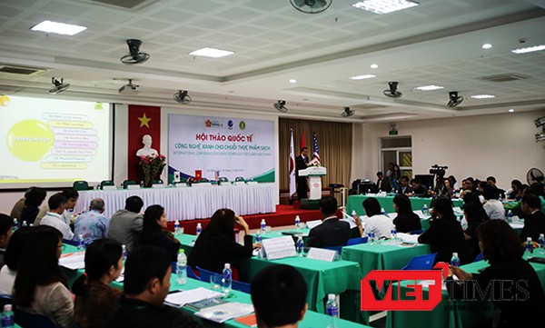 Sáng 19/12, tại Đà Nẵng, Đại học Đông Á và Hội Khoa học và Công nghệ Lương thực Thực phẩm Việt Nam (VAFoST) cùng Viện Hàn lâm Khoa học và Công nghệ Thực phẩm Thế giới (IUFoST) tổ chức Hội thảo quốc tế “Công nghệ xanh cho chuỗi thực phẩm sạch”.